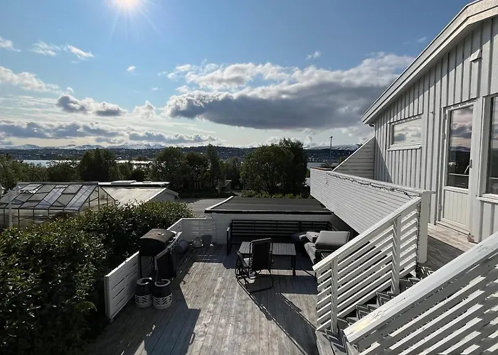 Large With Good View! * トロムソ